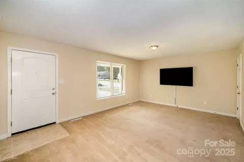 Living - 700 Fine Wright Ave, York, SC 29745 photo 1 of 2