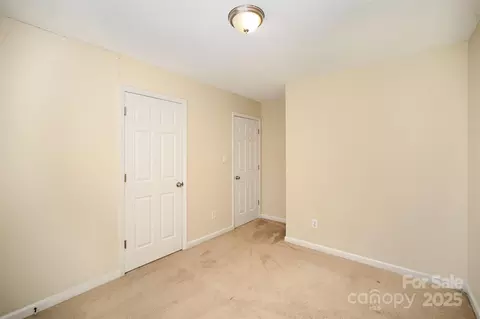 Bedroom - 700 Fine Wright Ave, York, SC 29745 photo 4 of 5