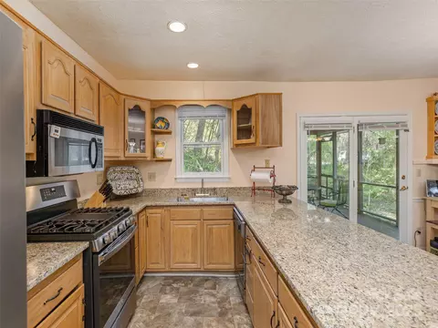 Kitchen - 211 Warrior Mountain Rd, Tryon, NC 28782 photo 4 of 7