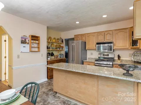 Kitchen - 211 Warrior Mountain Rd, Tryon, NC 28782 photo 2 of 7