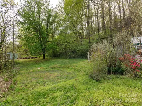 Exterior - 211 Warrior Mountain Rd, Tryon, NC 28782 photo 8 of 9
