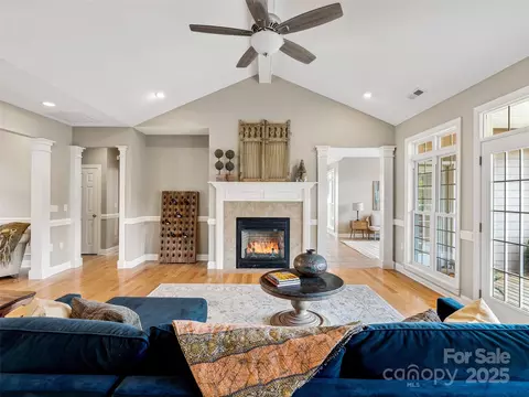 Living - 69 Ledgestone Dr, Fairview, NC 28730 photo 1 of 9