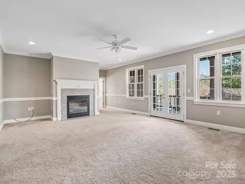 Living - 69 Ledgestone Dr, Fairview, NC 28730 photo 9 of 9