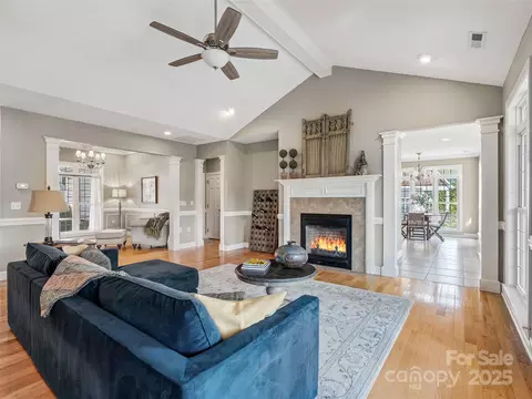 Living - 69 Ledgestone Dr, Fairview, NC 28730 photo 2 of 9