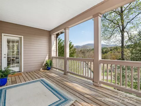 Exterior - 69 Ledgestone Dr, Fairview, NC 28730 photo 5 of 6