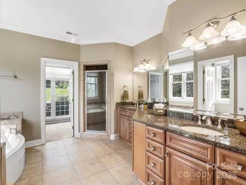 Bath - 69 Ledgestone Dr, Fairview, NC 28730 photo 1 of 5