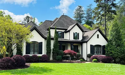 887 Harvest Pointe Dr, Fort Mill, SC 29708