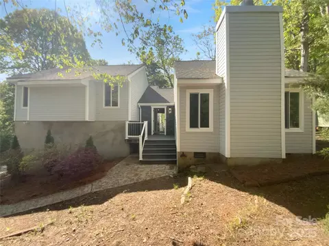 8000 Briardale Dr, Charlotte, NC 28212