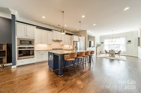 Kitchen - 15133 Rocky Bluff Loop, Davidson, NC 28036 photo 4 of 6