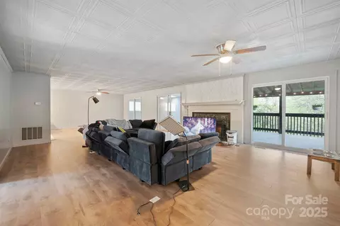 213 Lost Corner Rd, Morganton, NC 28655 photo 11
