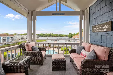 1033 Southwest Dr, Davidson, NC 28036