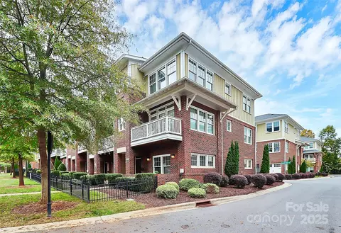 1412 W 4th St, Charlotte, NC 28208