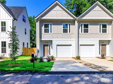 2505 Elon St, Charlotte, NC 28208