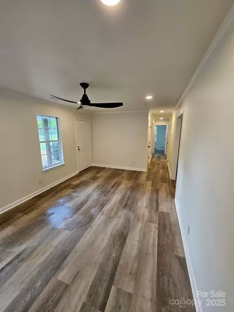 Living - 213 Meadow Wind Ct, Monroe, NC 28110 photo 2 of 2