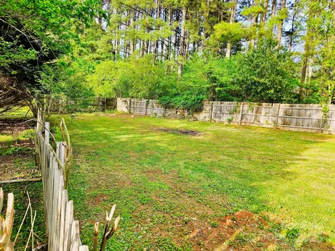 Exterior - 213 Meadow Wind Ct, Monroe, NC 28110 photo 4 of 5