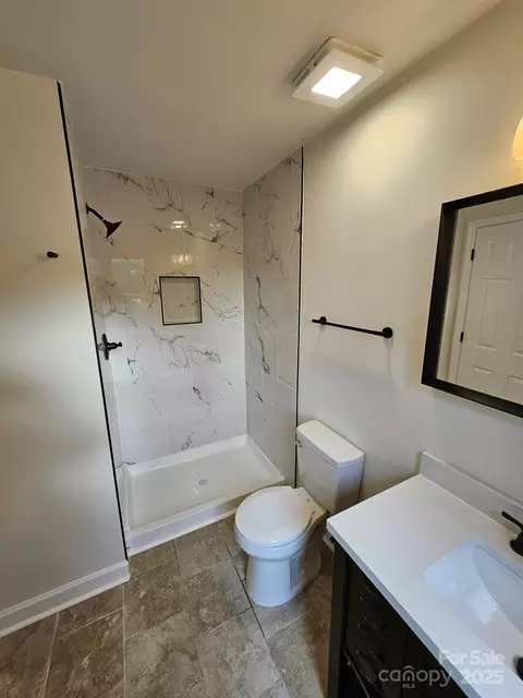Bath - 213 Meadow Wind Ct, Monroe, NC 28110 photo 3 of 3