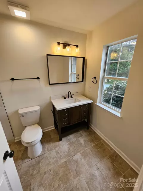 Bath - 213 Meadow Wind Ct, Monroe, NC 28110 photo 2 of 3