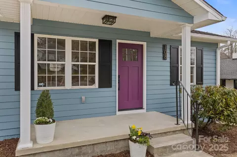 108 S Justice St, Hendersonville, NC 28739