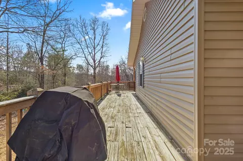 Exterior - 4 Dreskin Rd, Murphy, NC 28906 photo 5 of 12