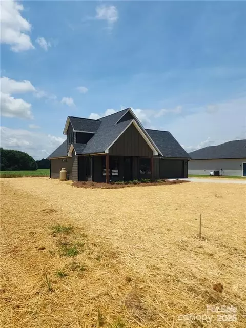 32531 Buchanan Ln, Albemarle, NC 28001