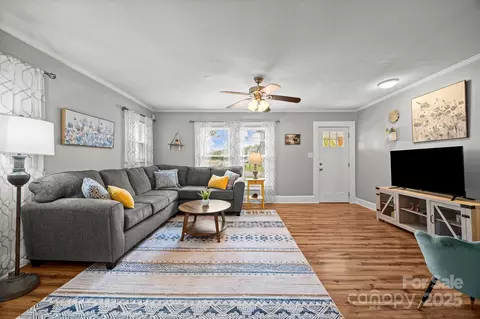Living - 2222 Moose Rd, Kannapolis, NC 28083 photo 3 of 4