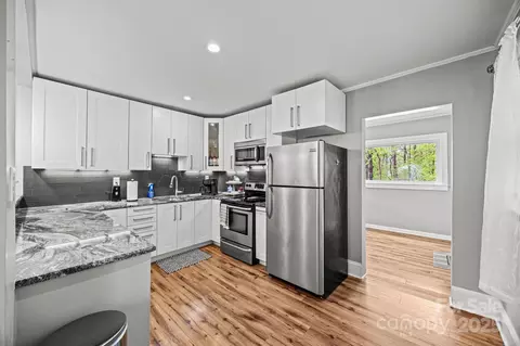 Kitchen - 2222 Moose Rd, Kannapolis, NC 28083 photo 2 of 7
