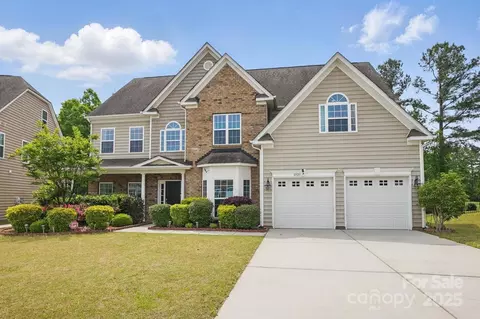 8923 Happiness Rd, Harrisburg, NC 28075
