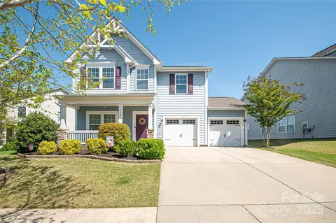 2207 Atwell Glen Ln, Pineville, NC 28134