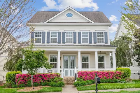 2311 Lochview St, Pineville, NC 28134
