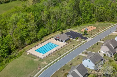 View/Area - 9867 Travertine Trl, Davidson, NC 28036 photo 1 of 4