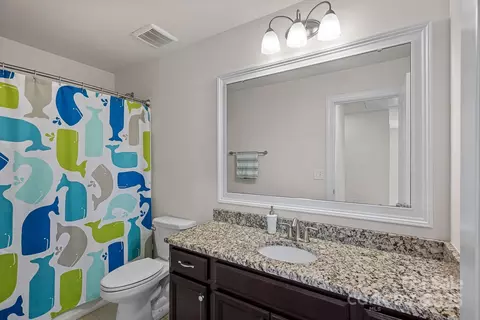Bath - 9867 Travertine Trl, Davidson, NC 28036 photo 2 of 4