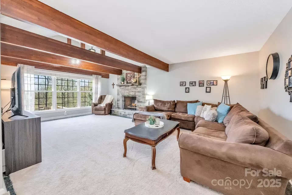 Living - 295 Antigua Dr, Moravian Falls, NC 28654 photo 2 of 3