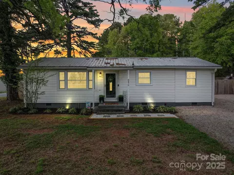 8475 Nc 49 N Hwy N, Mount Pleasant, NC 28124