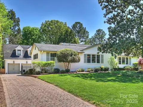 517 Wingrave Dr, Charlotte, NC 28270