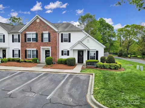901 Heritage Pkwy, Fort Mill, SC 29715