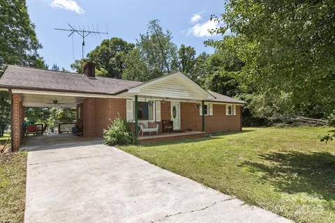 117 White Pine Ln, Morganton, NC 28655