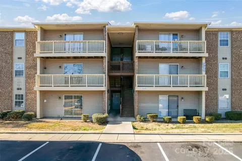 1620 Apt F Arlyn Cir, Charlotte, NC 28213
