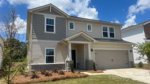 121 Vaquaro Dr, Mooresville, NC 28115