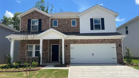 138 Shepherds Landing Dr, Mooresville, NC 28115