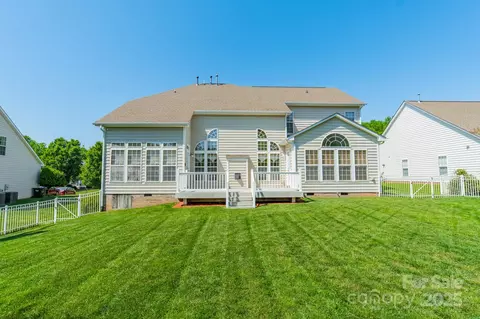 Exterior - 709 Circle Trace Rd, Monroe, NC 28110 photo 3 of 4