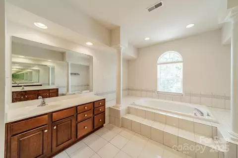 Bath - 709 Circle Trace Rd, Monroe, NC 28110 photo 5 of 6