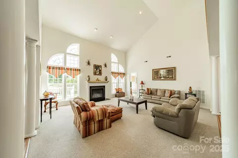 Living - 709 Circle Trace Rd, Monroe, NC 28110 photo 3 of 4