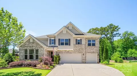 5028 Whitemarsh Ct, Lancaster, SC 29720