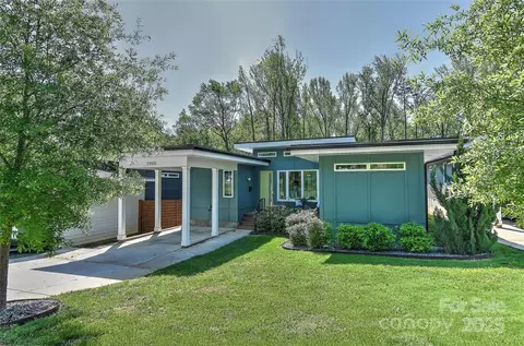 1900 Lakedell Dr, Charlotte, NC 28215