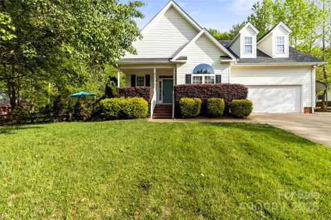 3509 Seminole Dr, Maiden, NC 28650
