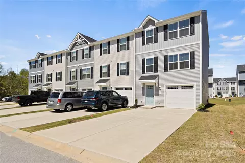 220 Maple Forge Trl, Greenville, SC 29617