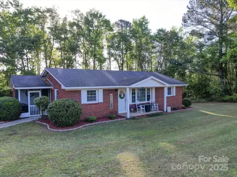 9495 Us 52 S Hwy S, Morven, NC 28119