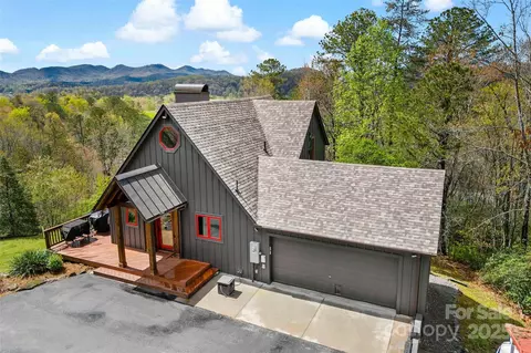 692 Hidden Acres Dr, Marion, NC 28752 photo 5