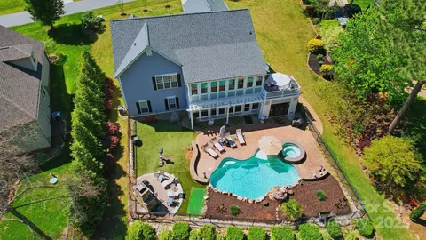 4160 Isle Of Pines Dr, Denver, NC 28037