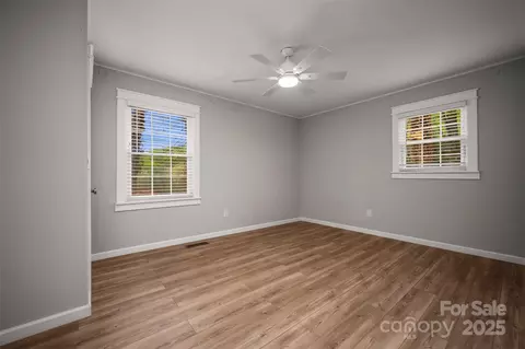 Bedroom - 33 Valhalla Dr, Tryon, NC 28782 photo 1 of 4